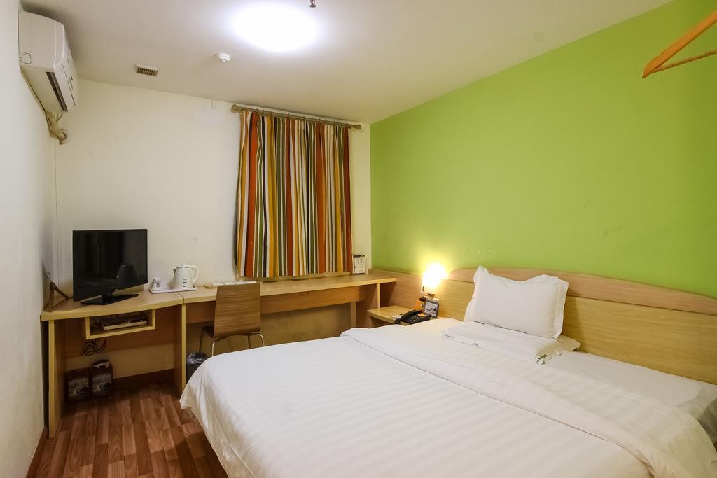 7Days Inn Guangzhou Longkou East Esterno foto